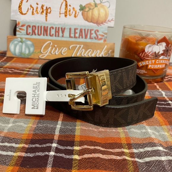 Michael Kors Large Belt Reversible, Brown color - Picture 2 of 3